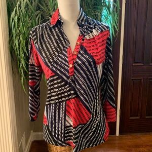 Design! Shirt with classic colors & gold accents